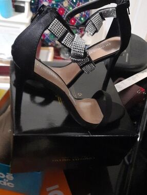 NIB SEXY BLACK SILVER RHINESTONES STILETTOS SANDALS size 7 CHRISTIAN SIRIANO